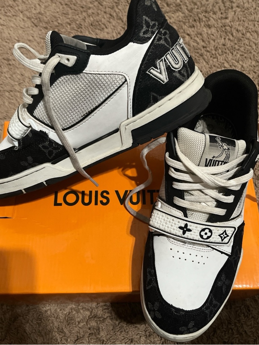 Louis Vuitton Black & White Men's Low-Top Sneakers with Monogram Accents